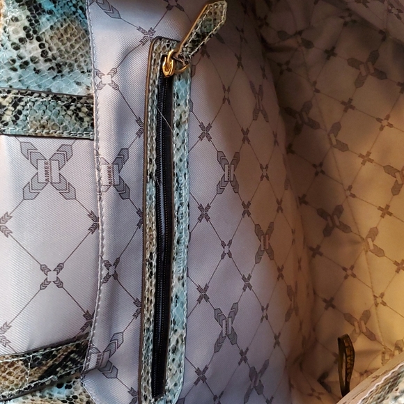 AIMEE KESTENBERG BLUE, BLK SNAKESKIN EMBOSSED LEATHER TOTE EUC - Picture 8 of 10